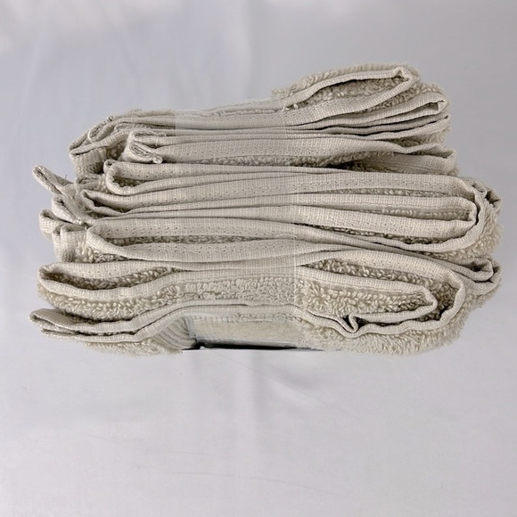 Mira Bella 4 pc Lt Tan Towel Set, 2 Hand Towel 16x30 2 Washcloth 13x13 NWT - Picture 6 of 8